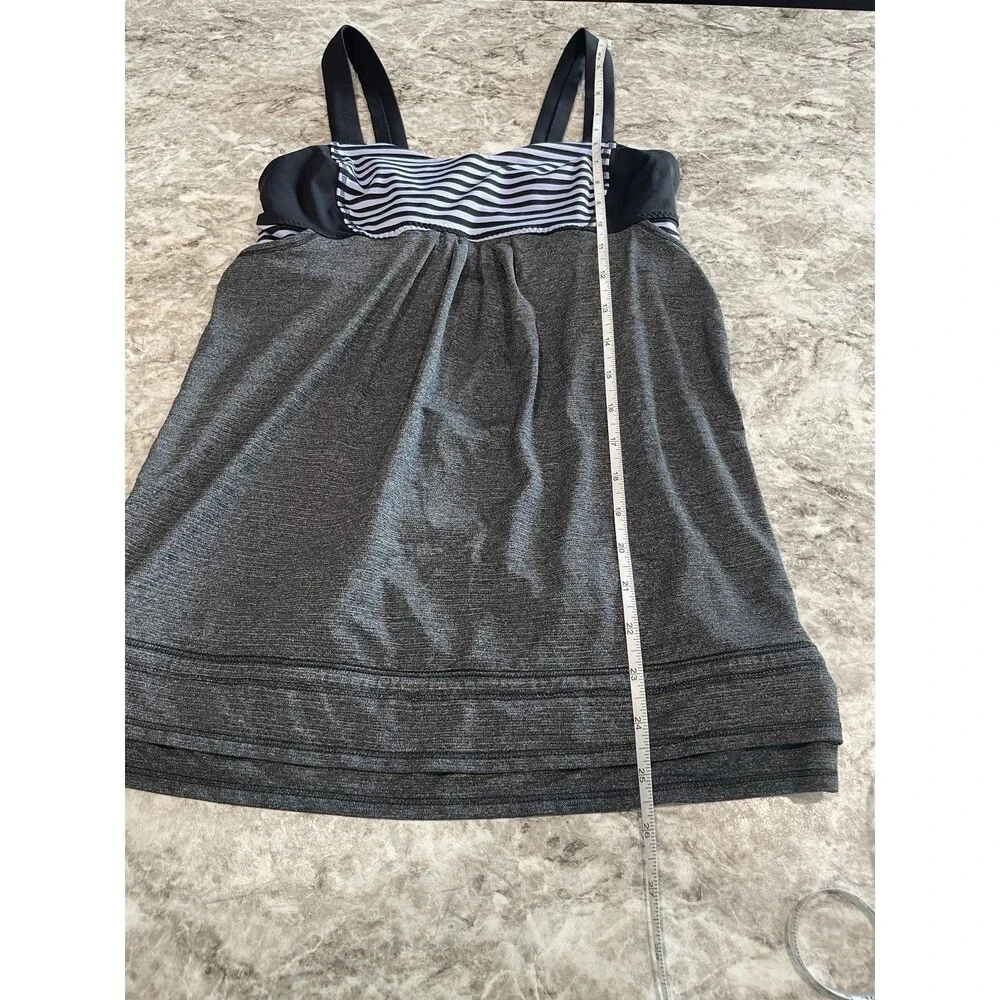 Lululemon Run Back On Track Tank, Black Classic Stripe Polar Haze Black Size 6